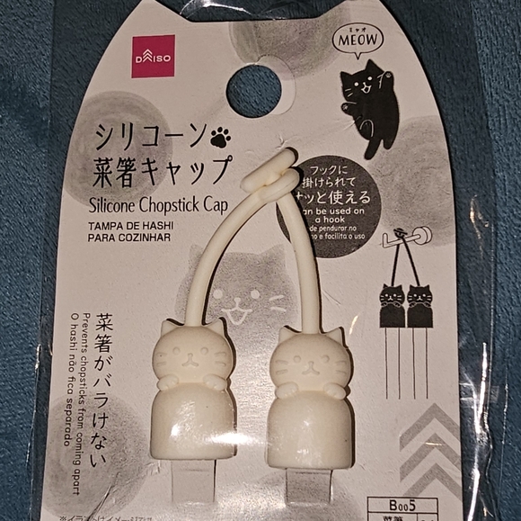 **5 for $20** White Silicone Cat Chopstick Caps, NWT. - Picture 2 of 3